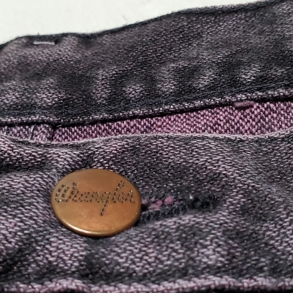 VINTAGE 1980s Wrangler Purple USA Made High Waisted Butt Hugging Jeans